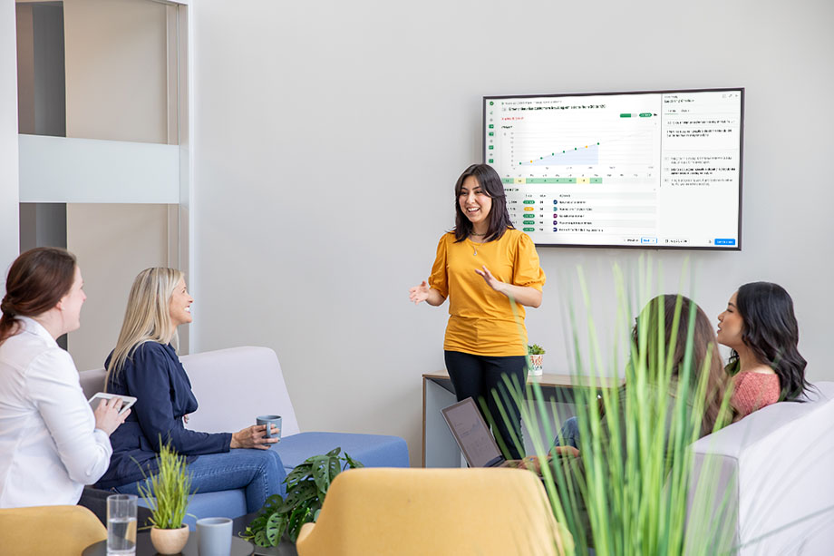 Structured check-ins with OKRnest