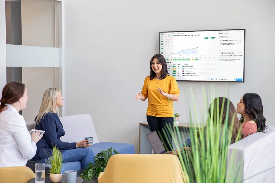 Structured check-ins with OKRnest